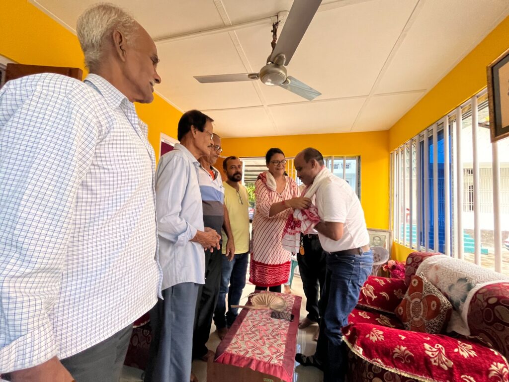 arman ali naduar with people of jamuguri